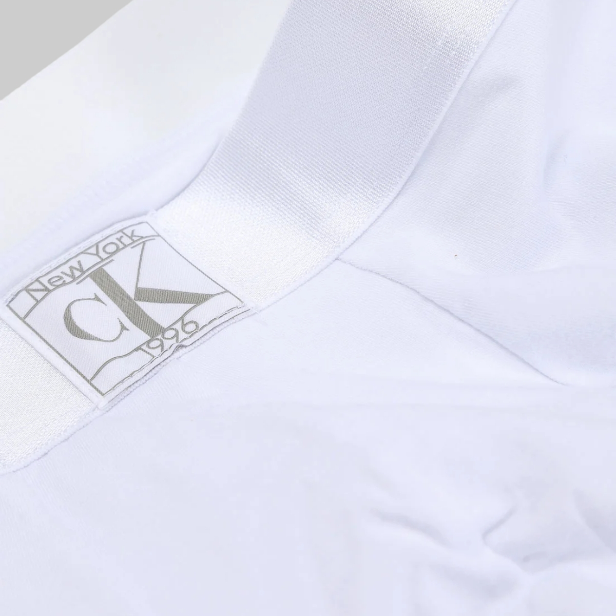 LOV024.0900 - BRANCO - DETALHE